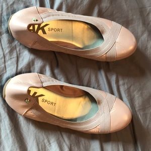 Anne Klein Sport NWT Baby pink ballet flats